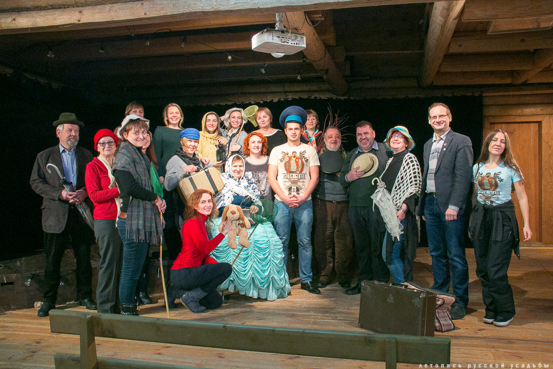 Счастливые дни с Усадебным экспрессом в Мураново, Абрамцево, Федоскино, Вяземах, Захарово, Марфино, Мелихово