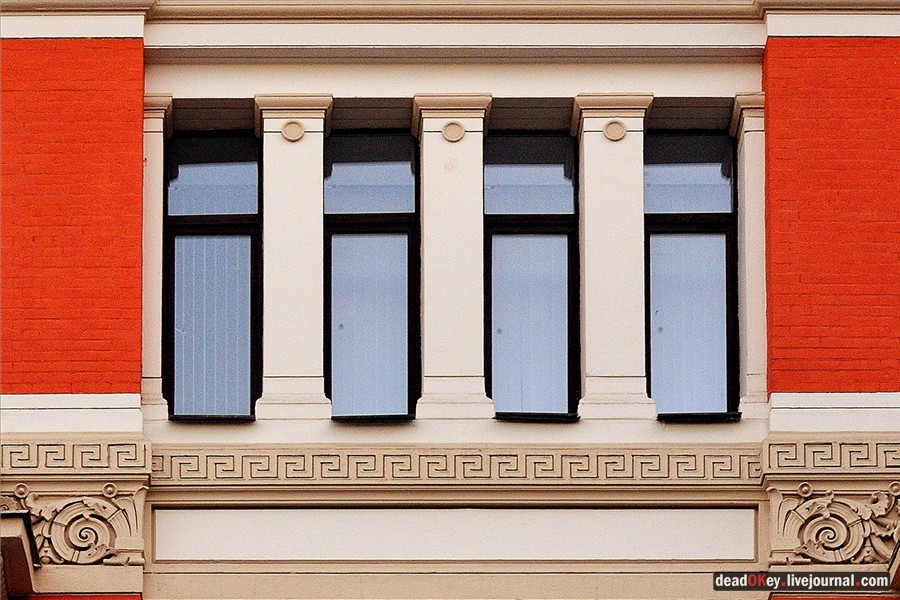 Доходный дом А.С. Хомякова (магазин Мюр и Мерилиз), Кузнецкий Мост д.6/3