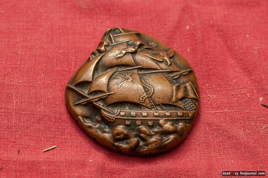 художник-медальер Владимир Петров