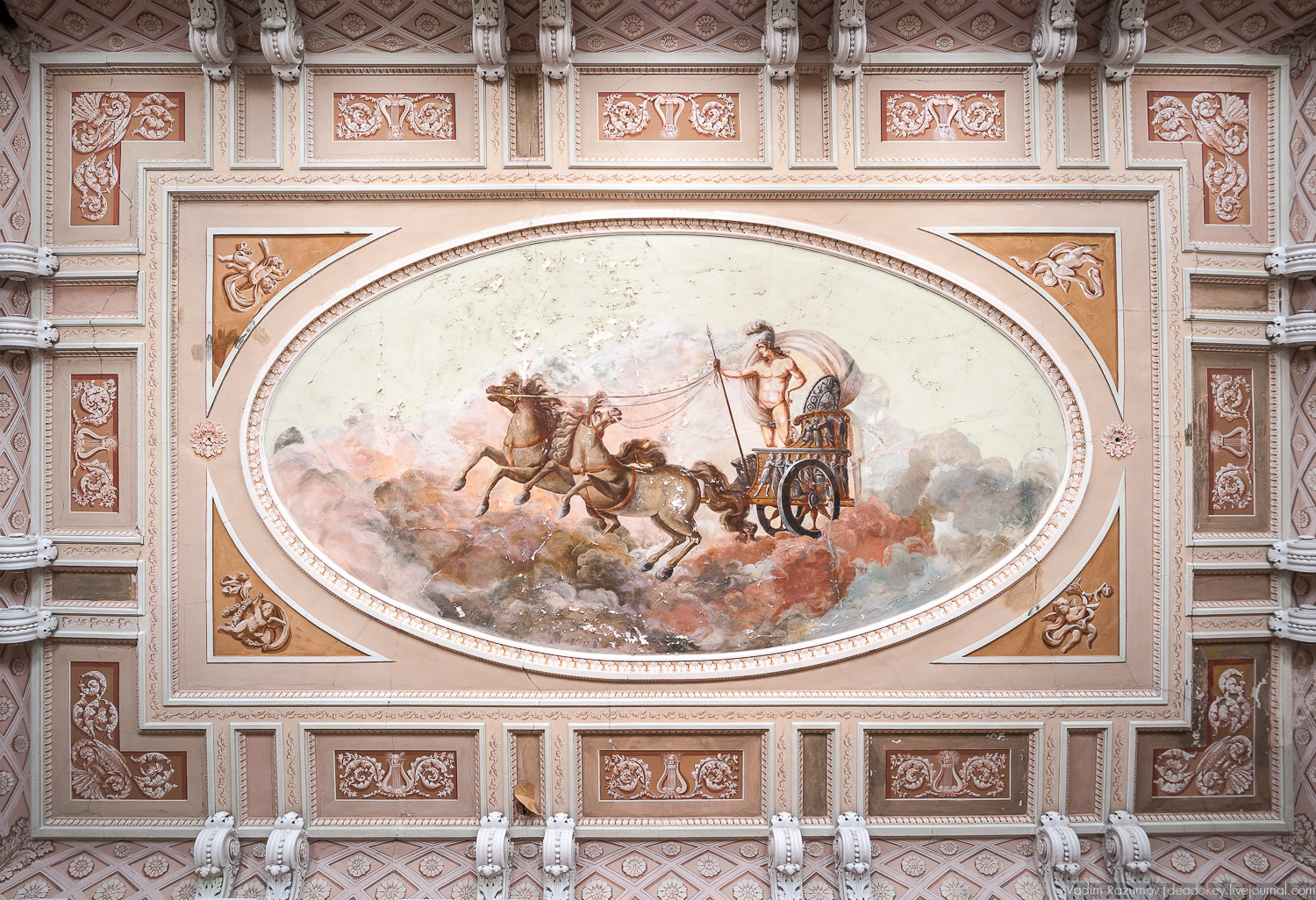 Усадьба Знаменское-Садки, интерьеры главного дома, Москва