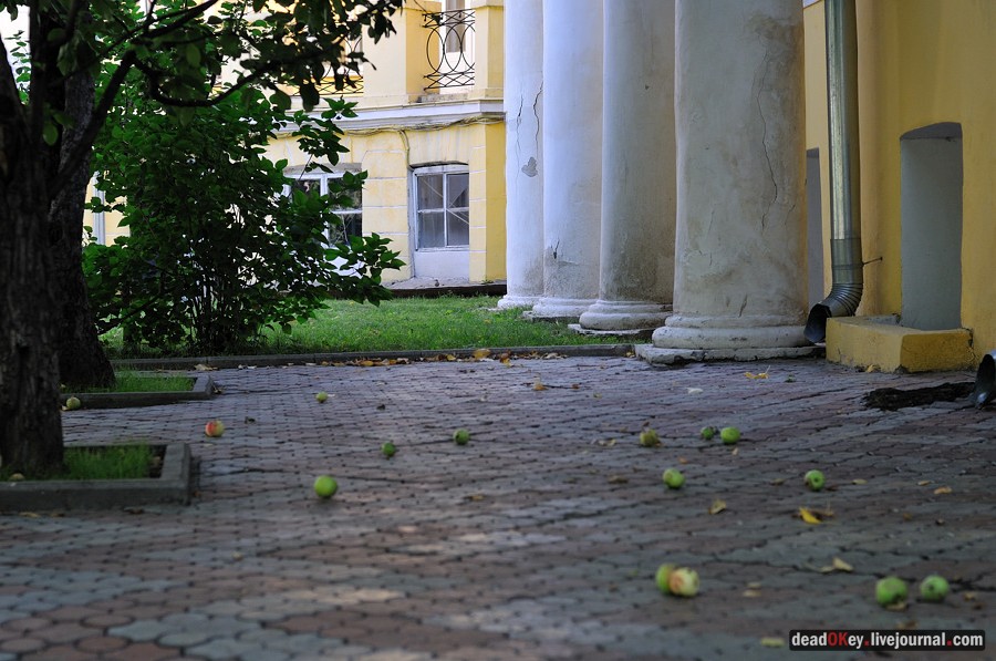 усадьба Соллогуба (городская усадьба Долгоруких или Дом Ростовых) на ул. Поварская д.52
