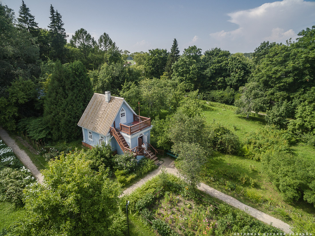 усадьба Мелихово в кино. В городе С
