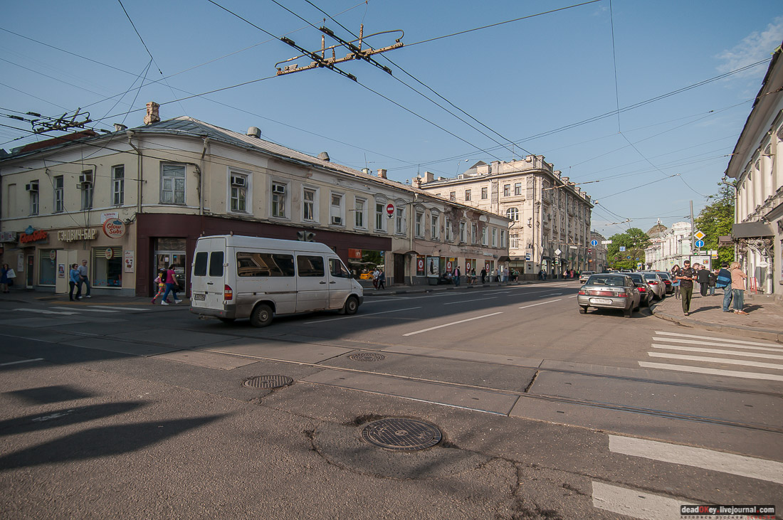 Доходный дом Ф.С. Рахманова, 1898—1899 гг., архитектор П.А. Дриттенпрейс, ул. Покровка, 19