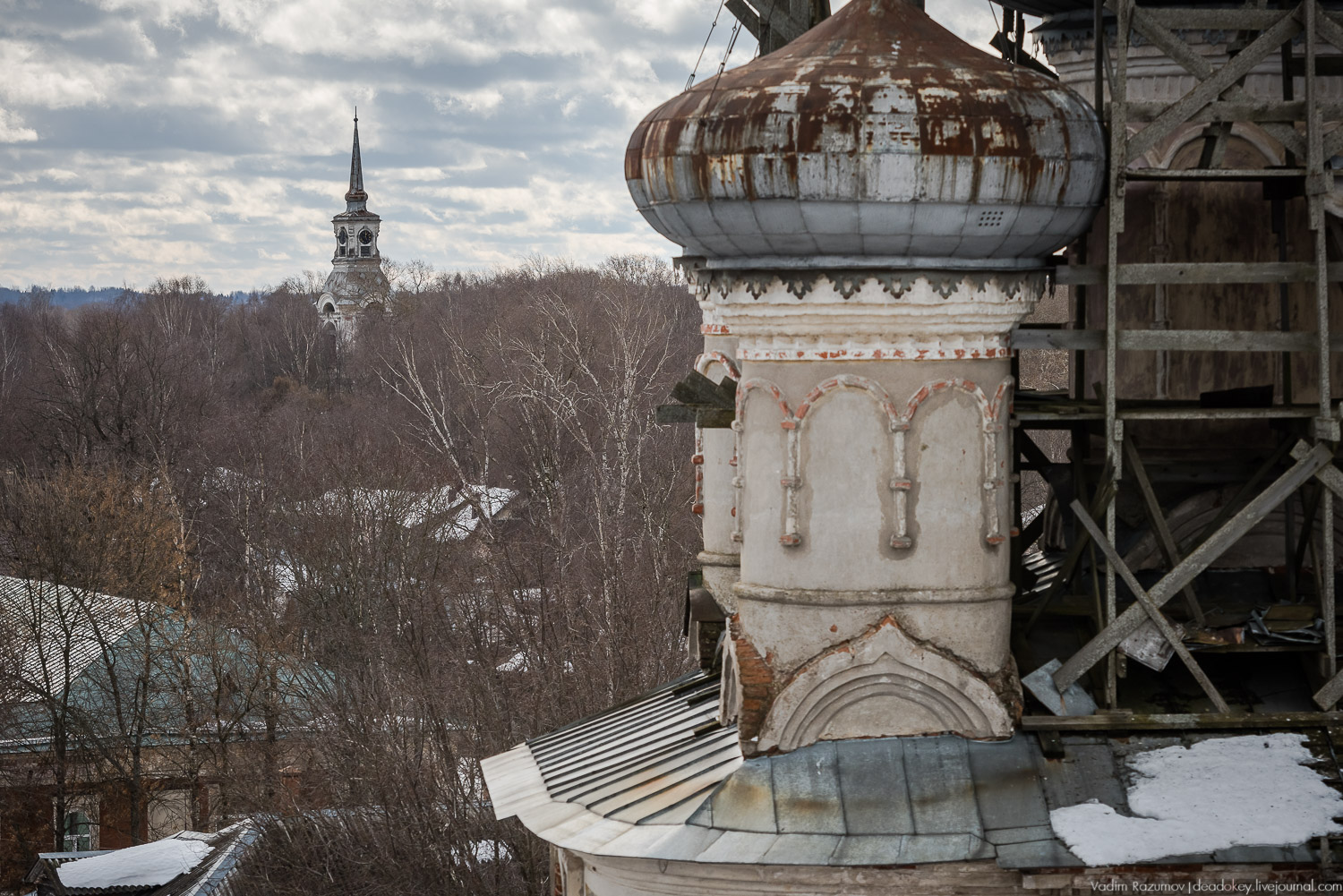 Осташков, Троицкий монастырь