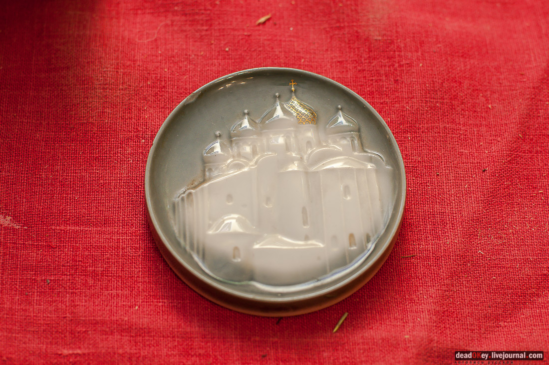 художник-медальер Владимир Петров