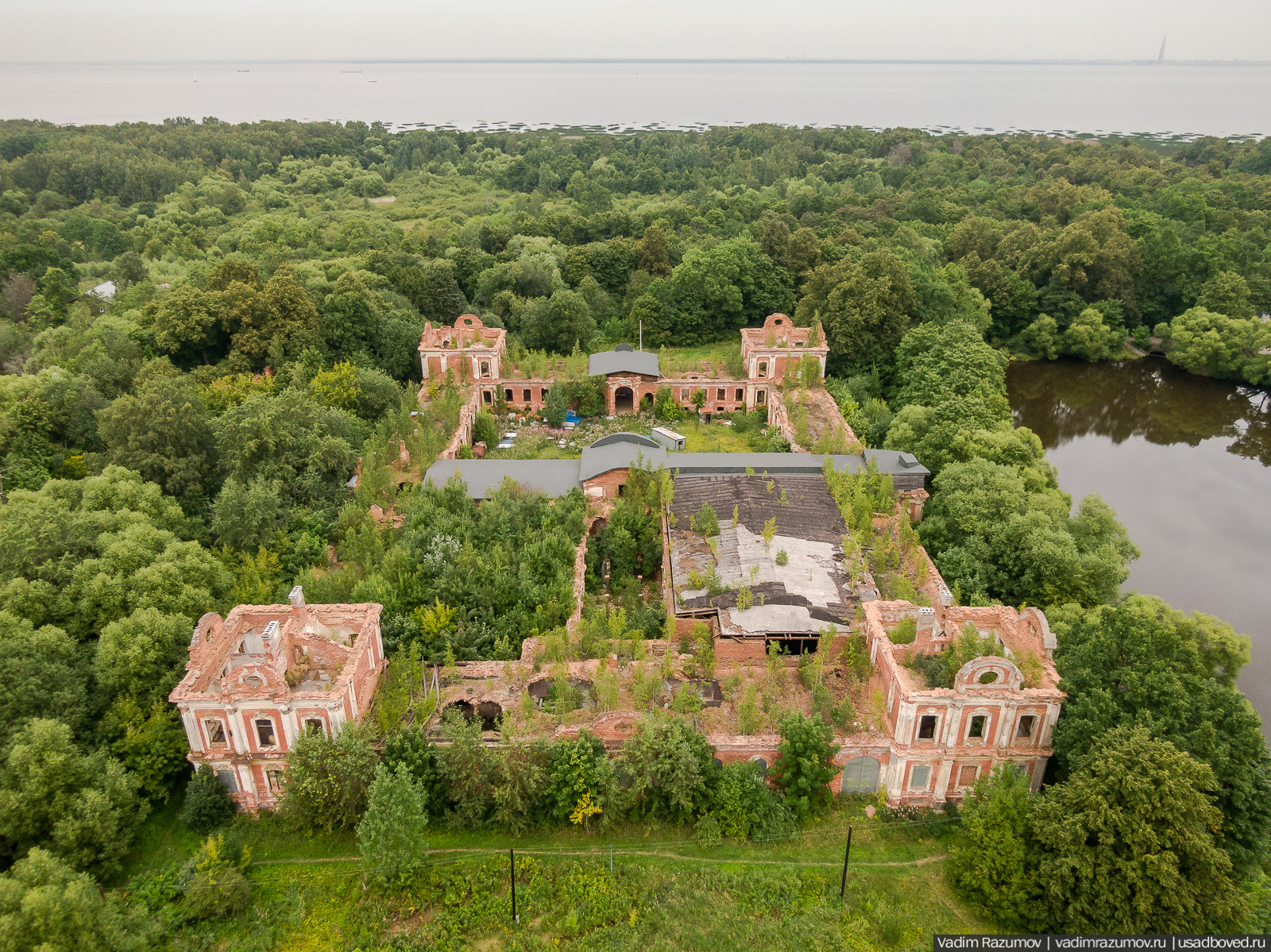 Усадьба Знаменка, Петергофская дорога