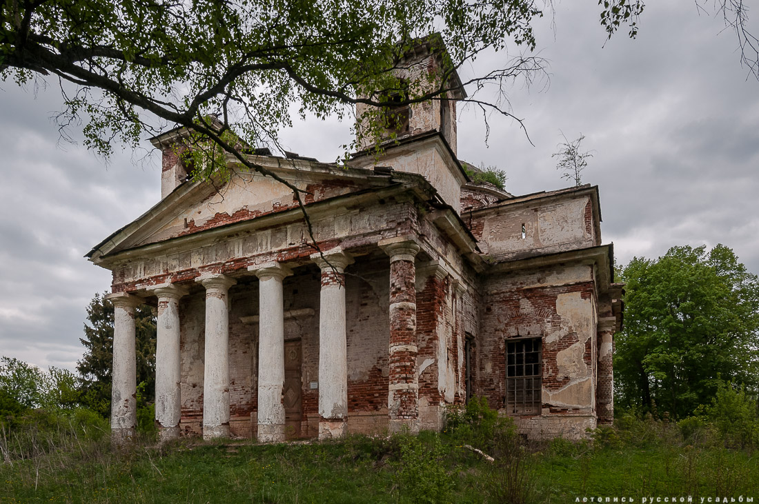 церковь Петра и Павла в Переслегино