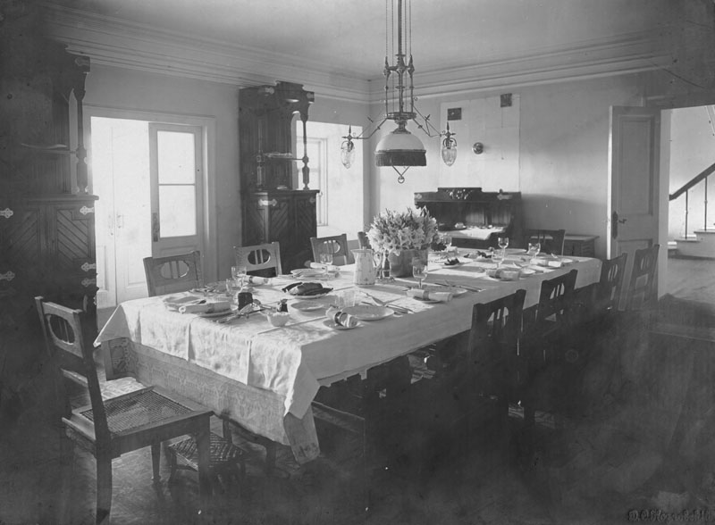 старые фотографии с выставки ОИРУ.