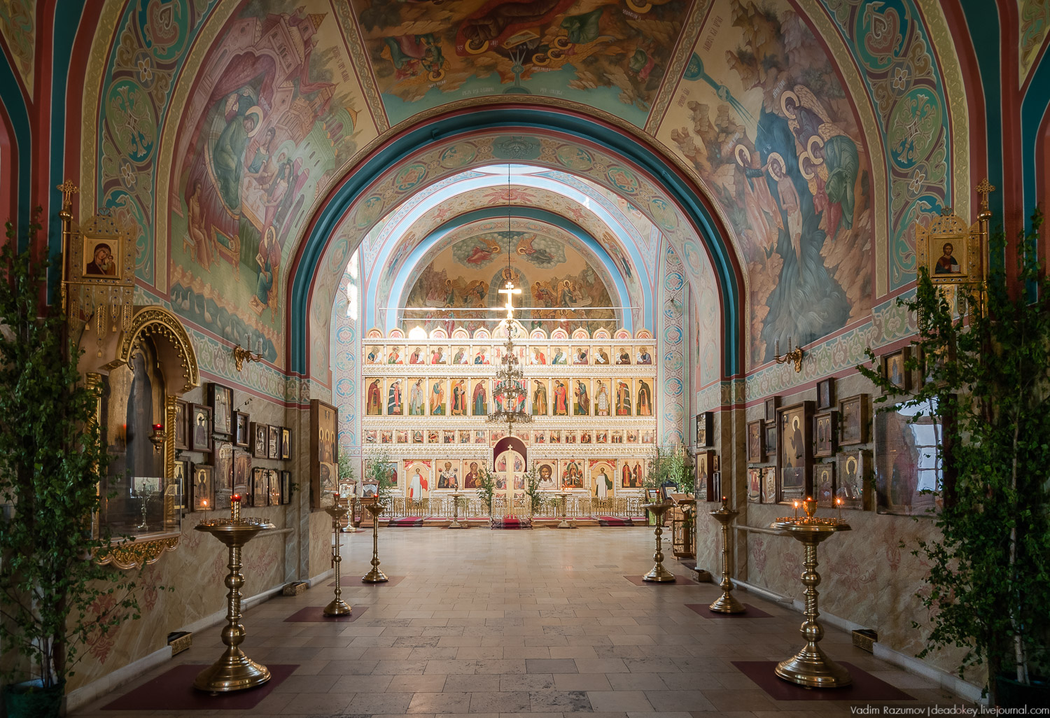 Храм в честь Свв.мчч. Флора и Лавра на Зацепе, Москва