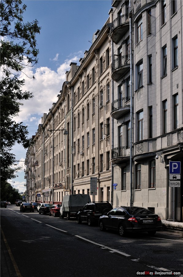 Доходный дом Н. И. Силуанова. 1904, архитектор П.А.Заруцкий, Рождественский бульвар, 17