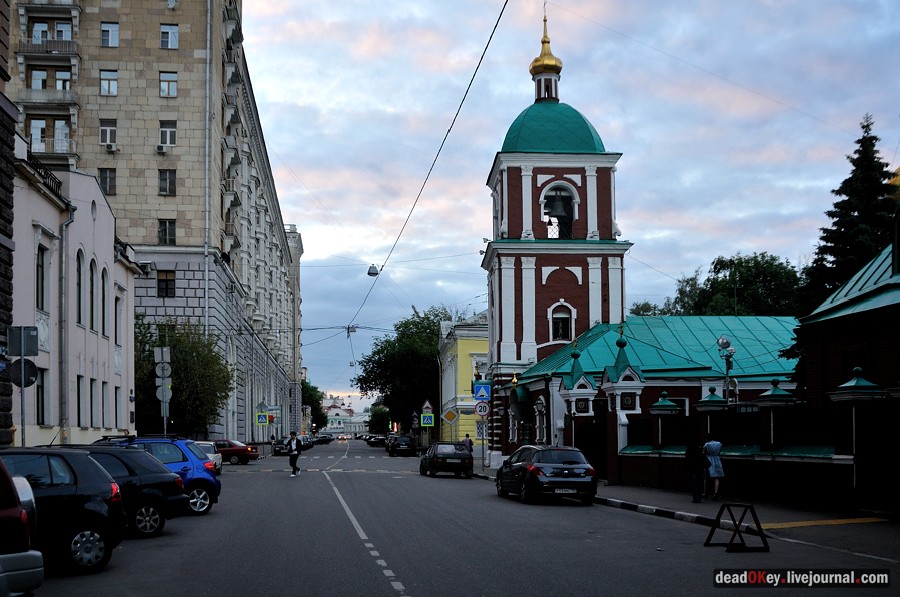 усадьба П. И. Антипина, Д. П. Прохоровой, М.Г. Левиной, Москва, ул. Гончарная д.27