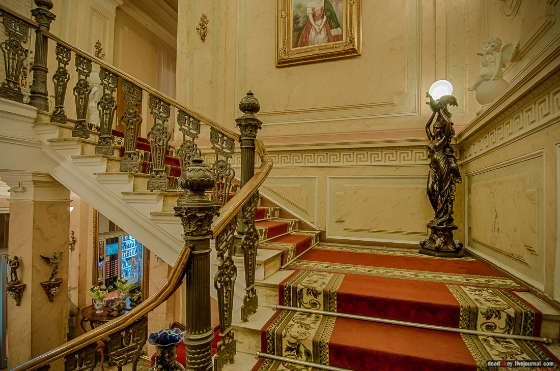 усадьба Толстого-Борисовских, ул. Земляной вал д.27 стр.3