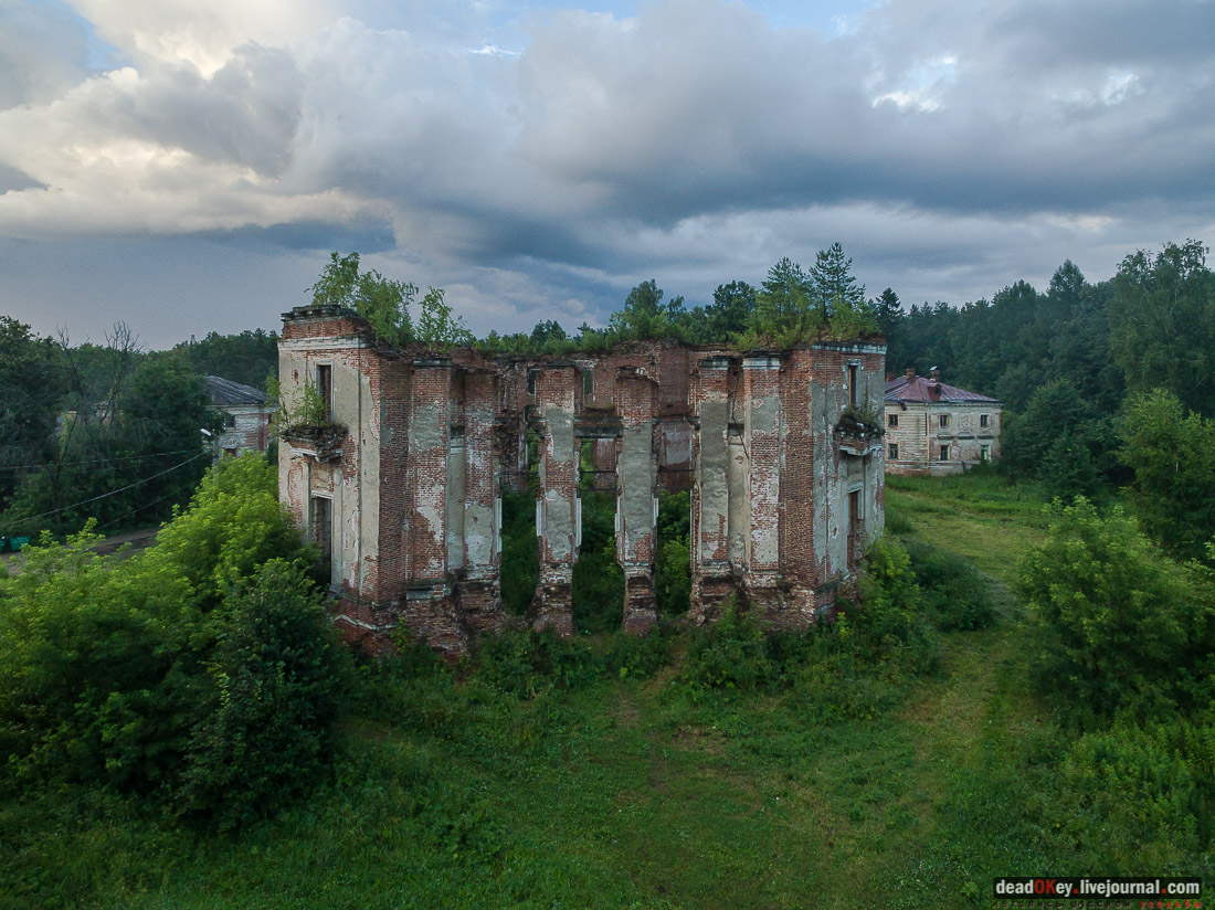 усадьба Петровское-Алабино с квадрокоптера