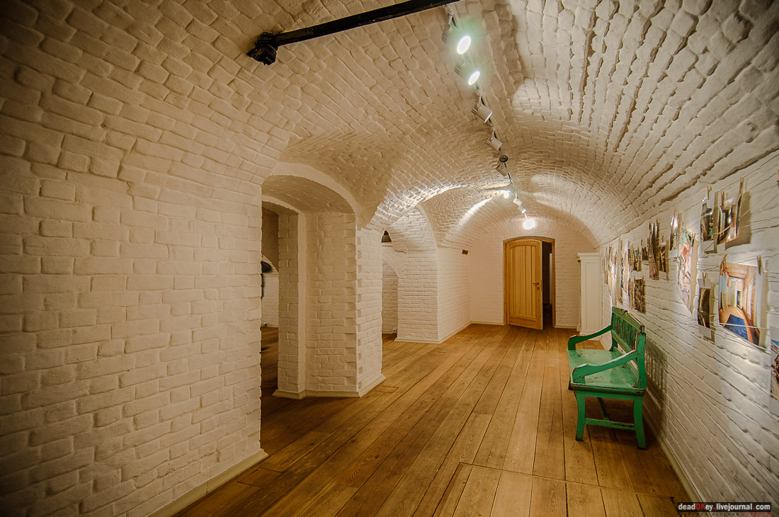 усадьба Муравьевых-Апостолов, г.Москва, ул. Старая Басманная 23/9