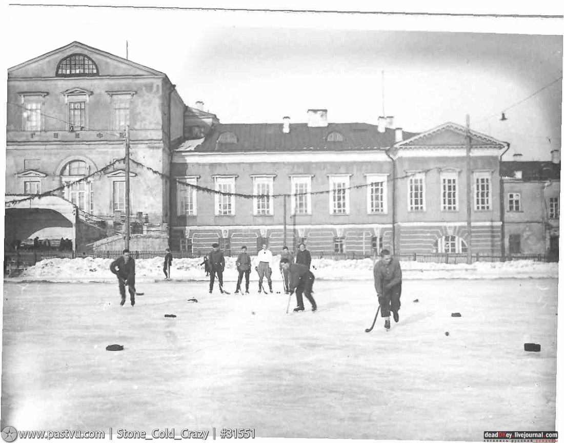 усадьба Разумовского на Гороховом поле (г. Москва, ул. Казакова, д.18)