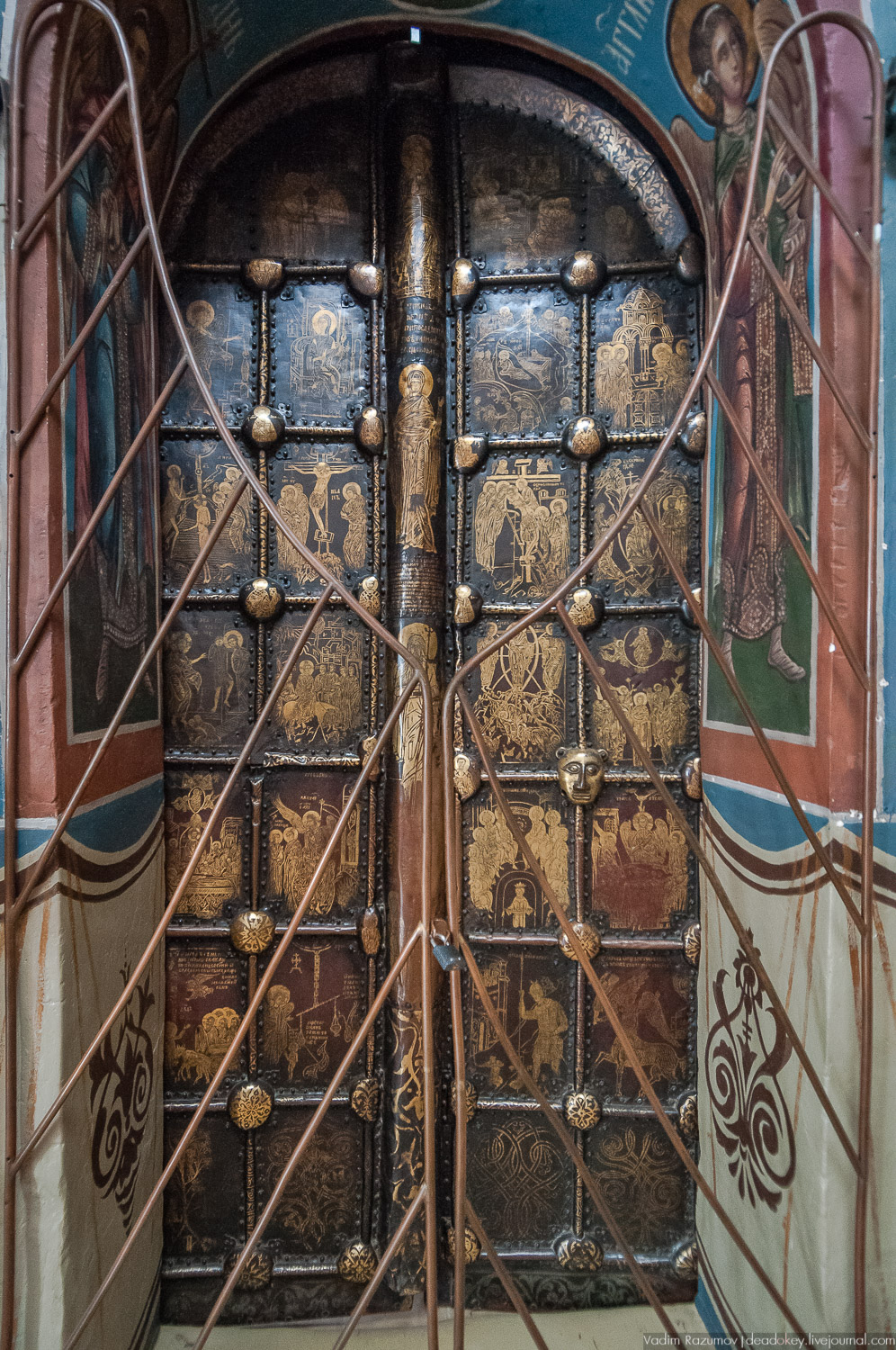 Александровская Слобода. Сравнительные фотографии Ивана Барщевского и Вадима Разумова