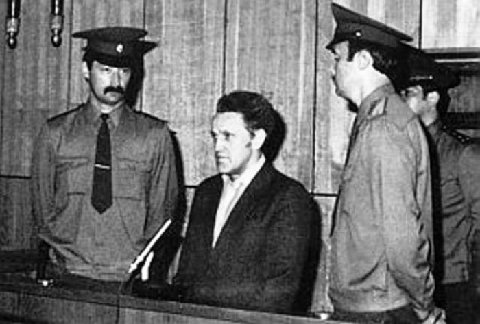 Адольф Толкачёв на заседании Военной коллегии Верховного суда СССР. / Фото: www.zabaka.ru