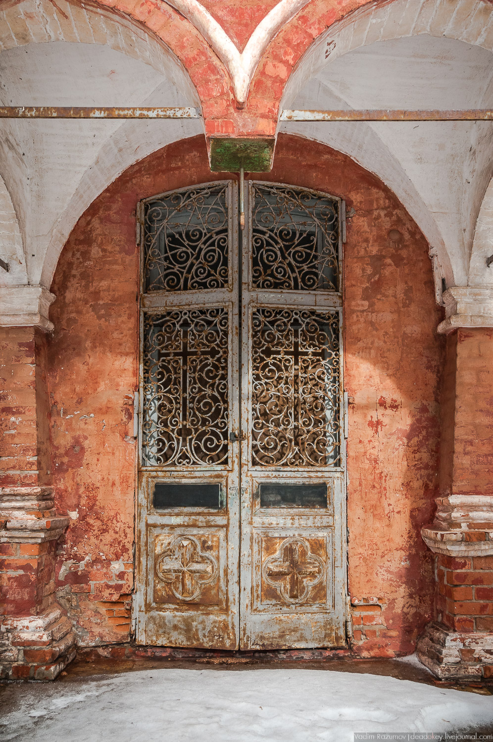 Осташков, Троицкий монастырь