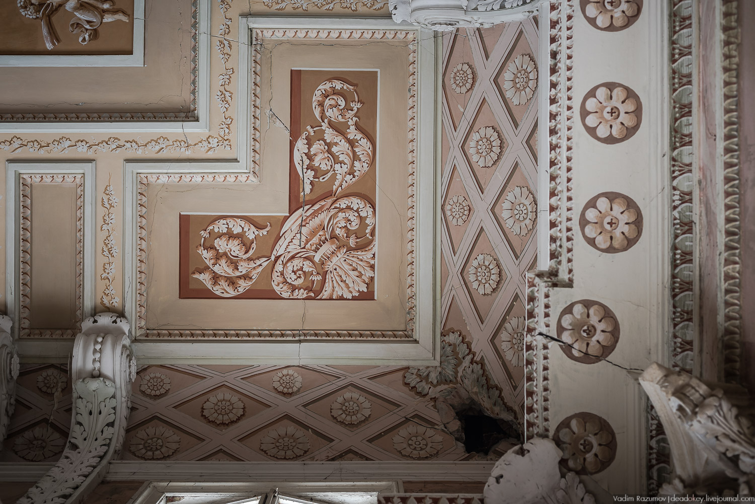 Усадьба Знаменское-Садки, интерьеры главного дома, Москва