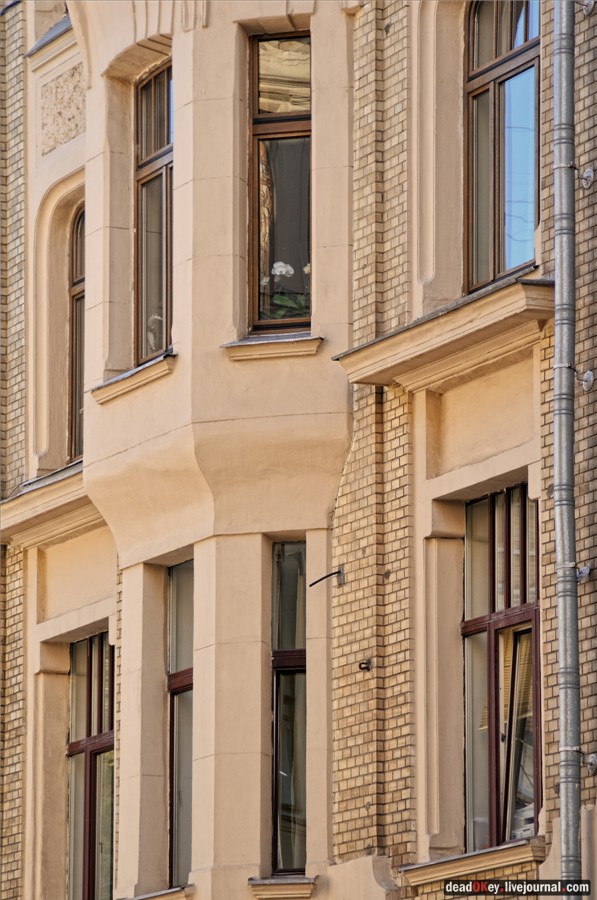 Доходный дом П.А. Скопника, 1906-1907, архитектор Г.А. Гельрих,Садовая-Кудринская ул., 24