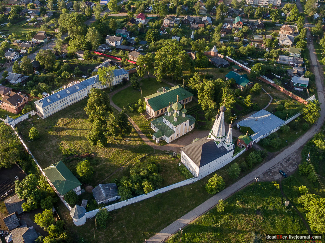 монастыри Углича с квадрокоптера