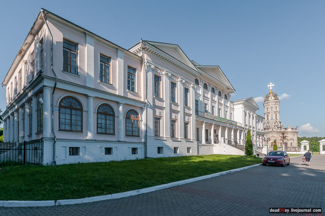 усадьба Дубровицы, Знаменская церковь с квадрокоптера