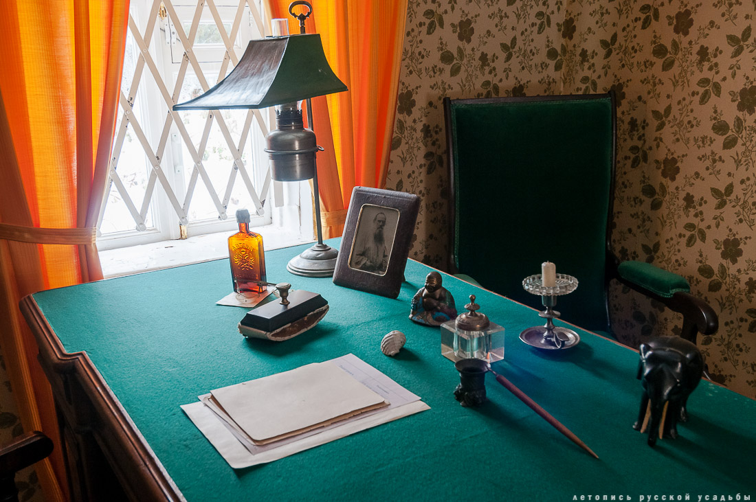 Усадьба Мелихово. Флигель, где была написана Чайка.