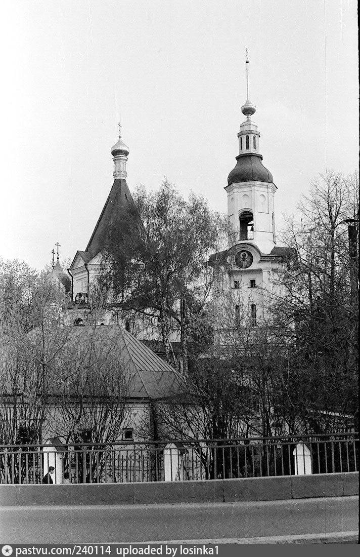 Вокруг Кусково