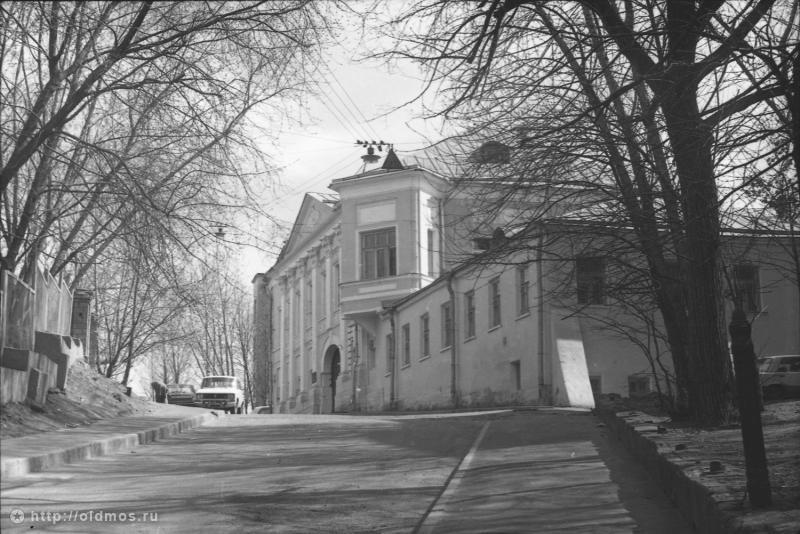 Городская усадьба И.В. Милюкова - Шапкиных - В.П. Щукина - М.Ф. Михайлова , 1-й Котельнический пер., д.3