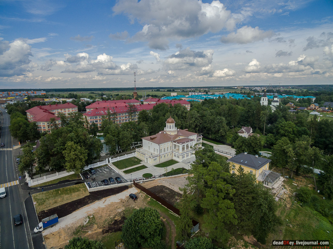 усадьба Старо-Никольское, музей Коммунистической партии Китая