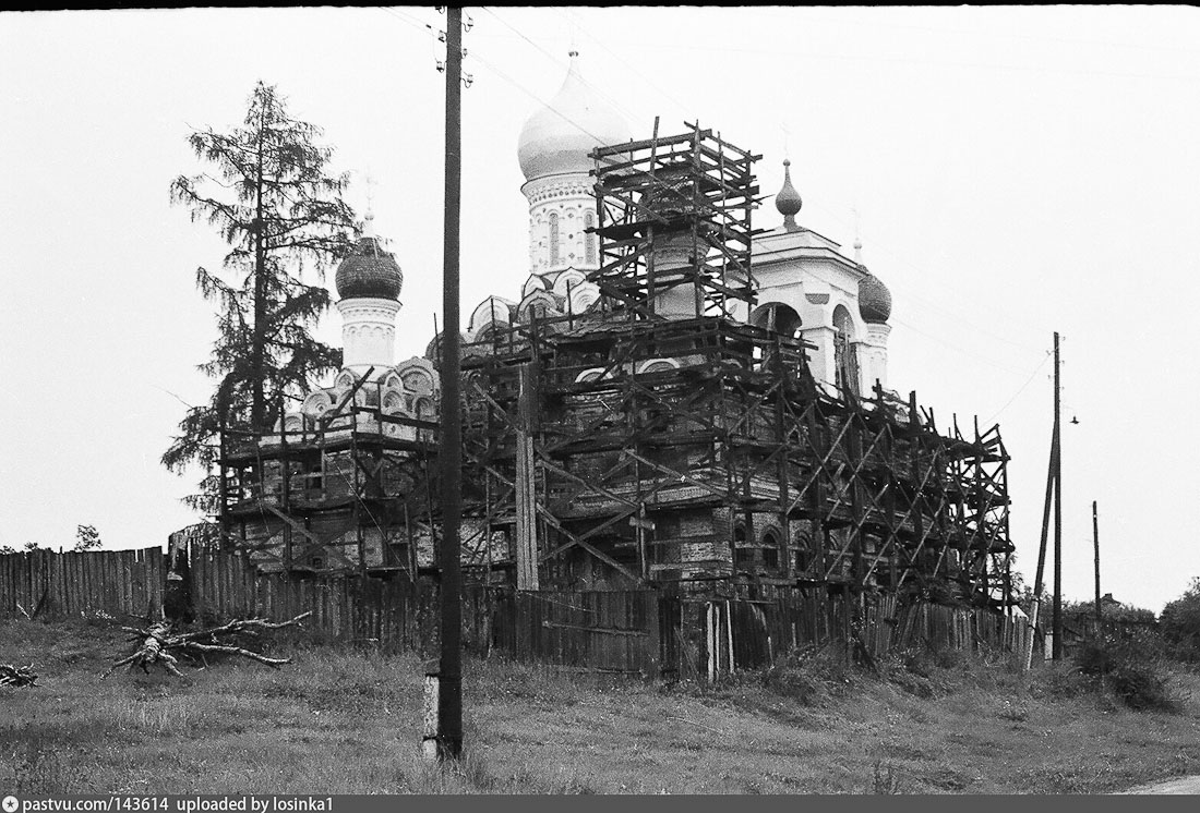 усадьба Никольское-Урюпино храм