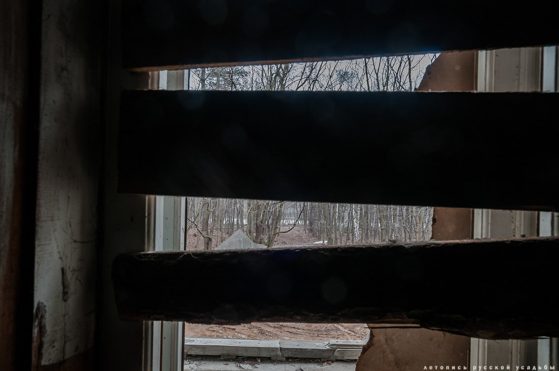 Усадьба Покровское-Стрешнево, интерьеры главного дома, пожар в оранжерее