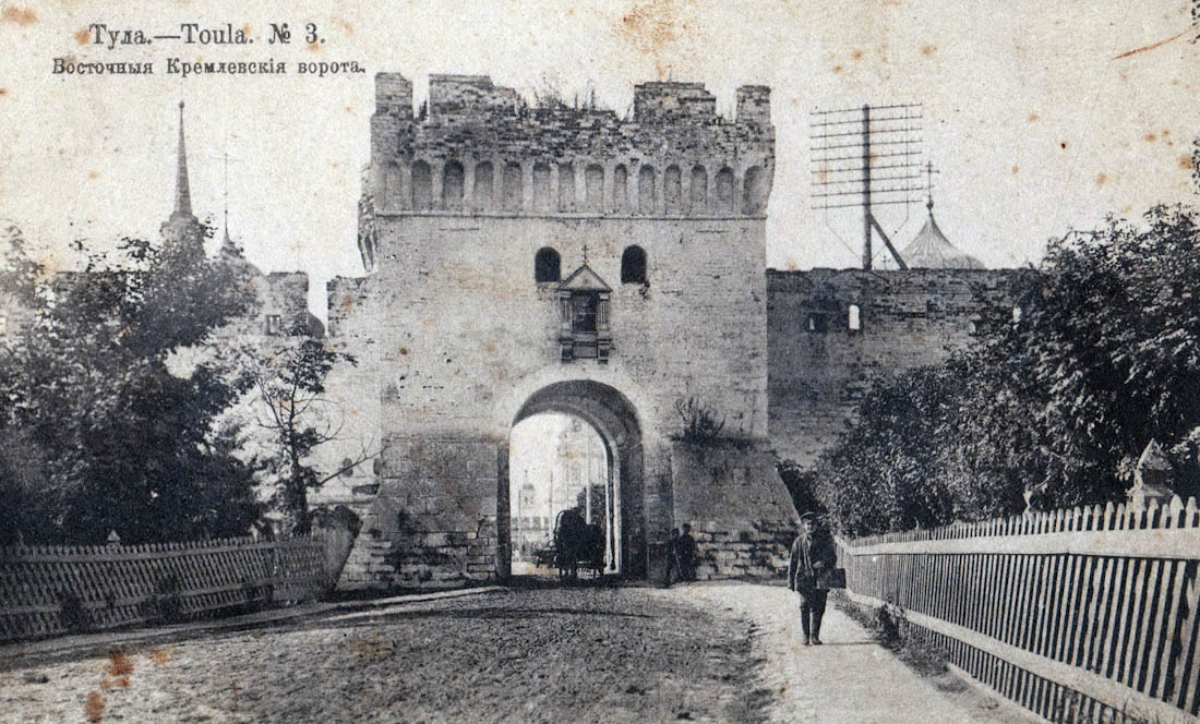 Дайджест по аудиогидам izi.TRAVEL #10. Лучшие гиды по кремлям