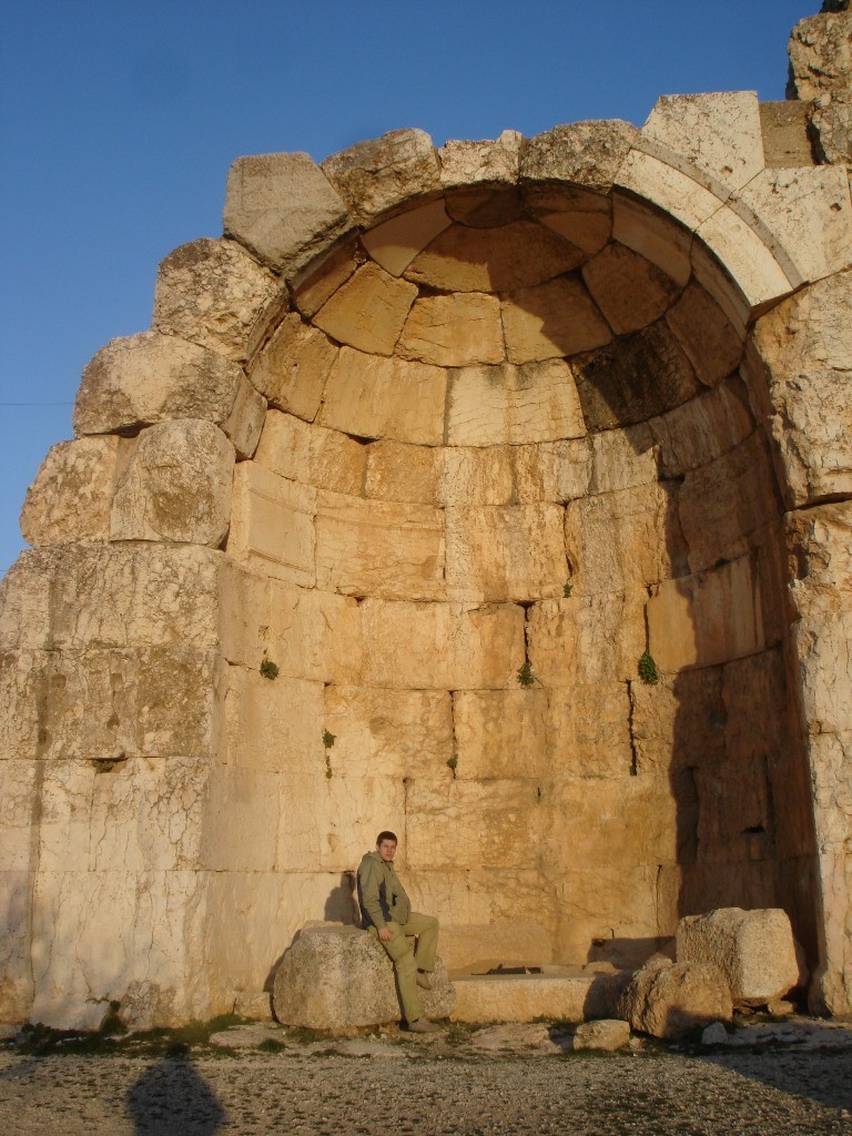 Лучший в мире образец древнеримской архитектуры Баальбек, Баальбека, блоков, более, Юпитера, храма, камни, можно, Вакха, камней, метров, камень, почти, каменных, Баальбеке, поднять, глыбы, террасы, 800тонные, храмом
