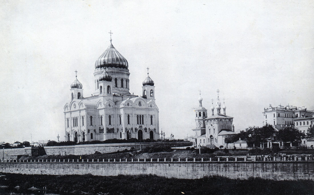 Дайджест по аудиогидам izi.TRAVEL #14. Прогулки по монастырям и храмам.