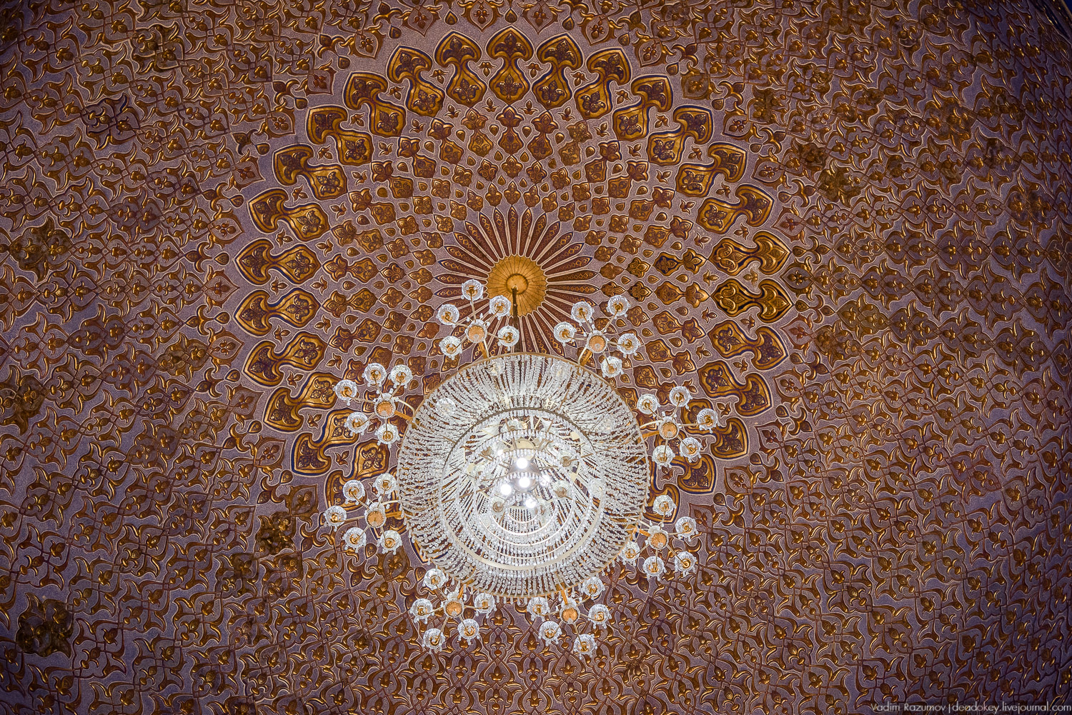 Узбекистан, Бухара и Самарканд, потолки, рельефная майлока, изразцы