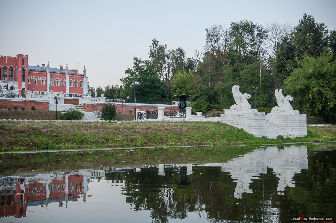 усадьба Марфино - грифонов покрасили