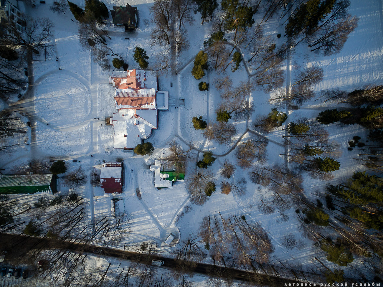 усадьба Абрамцево с квадрокоптера, дрона