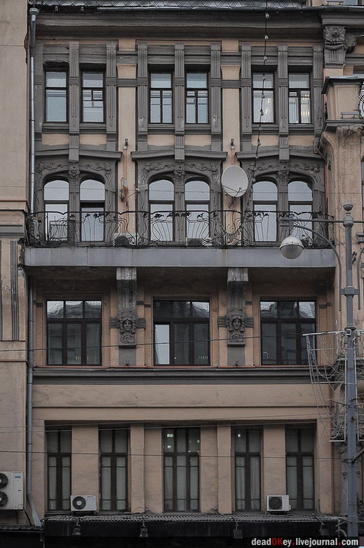 Доходный дом товарищества А. Бахрушина Сыновья, 1900-1901, архитектор К.К. Гиппиус, Тверская ул.12