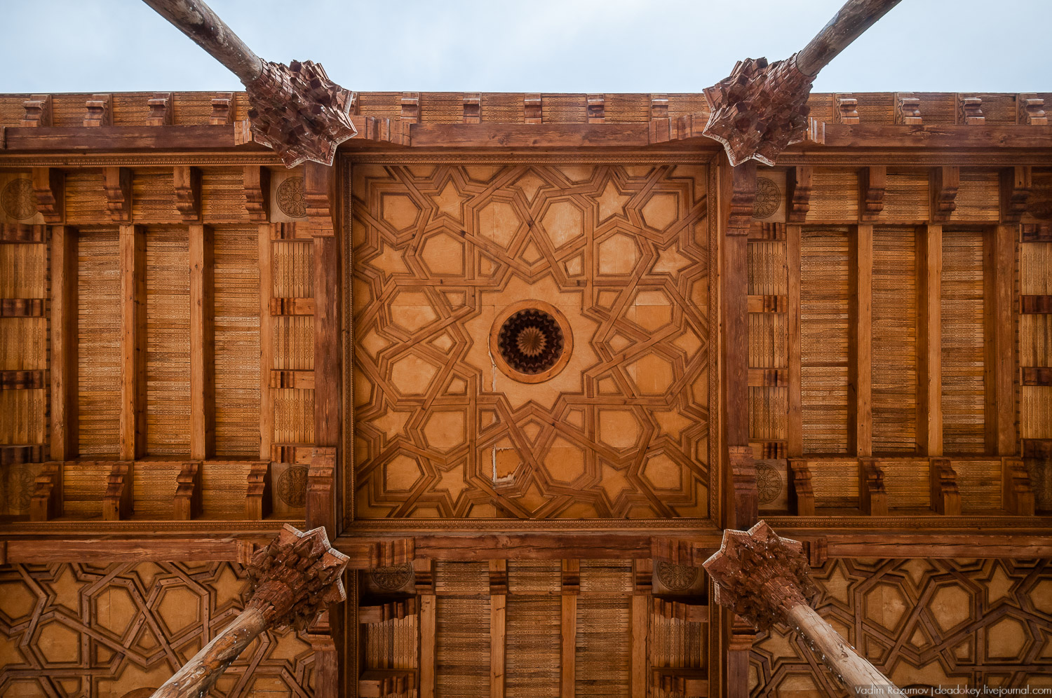 Узбекистан, Бухара и Самарканд, потолки, рельефная майлока, изразцы