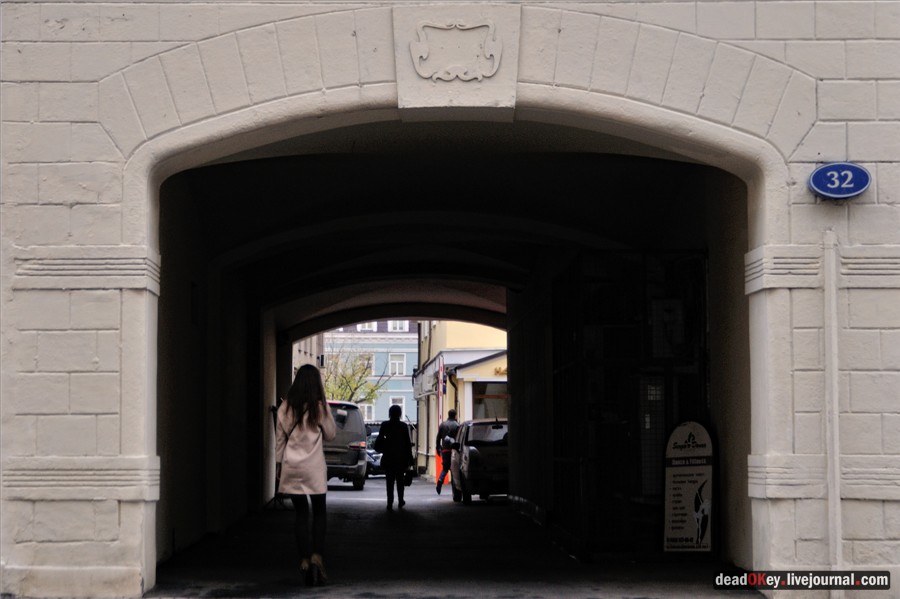 Московский столичный аукционный зал (Торговый дом Р.Б. Левиссона (Леонтьева)), 1901, архитектор А.Э. Эрихсон,ул. Большая Дмитровка, 32, Москва