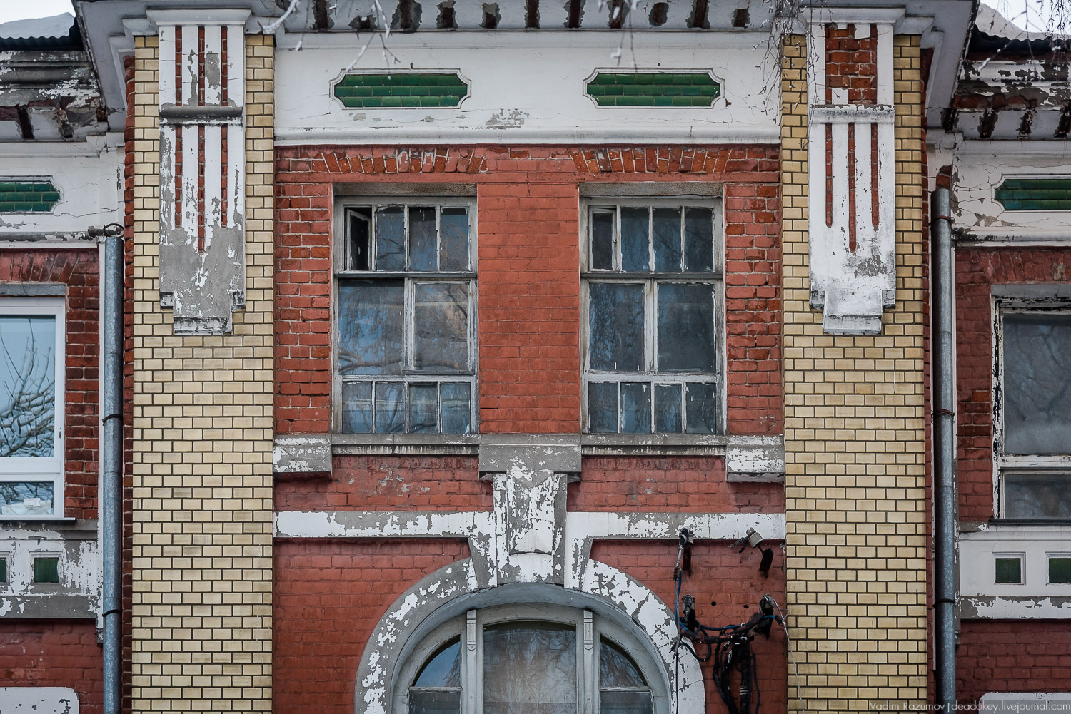 Больничный комплекс, казарма и театр в Орехово-Зуево