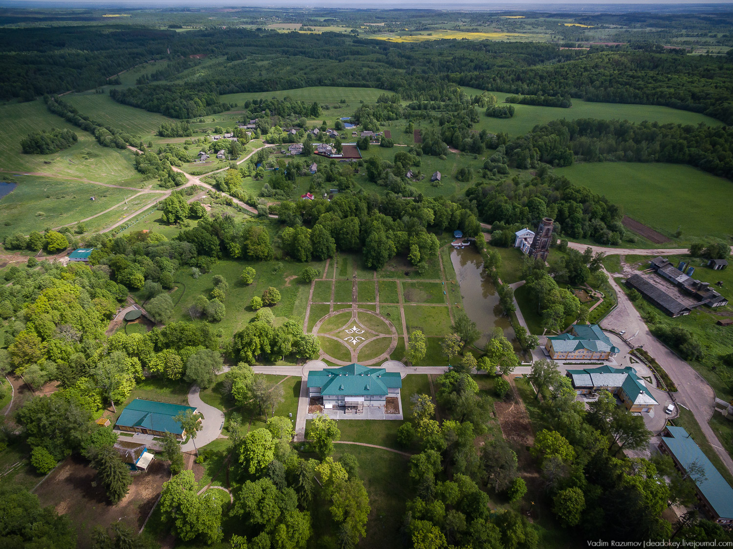 усадьба Воронино с дрона, квадрокоптера, Ярославская область, Ростовский район