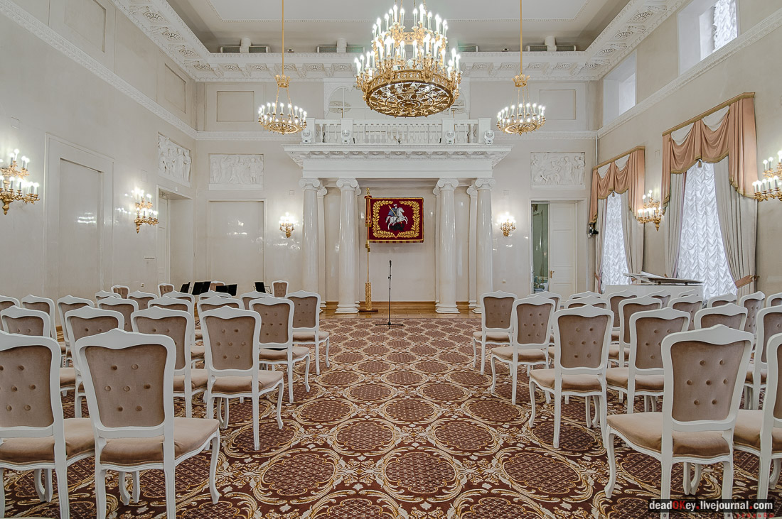 Здание Московской Мэрии, ул. Тверская д.13, архитектор М.В. Казаков