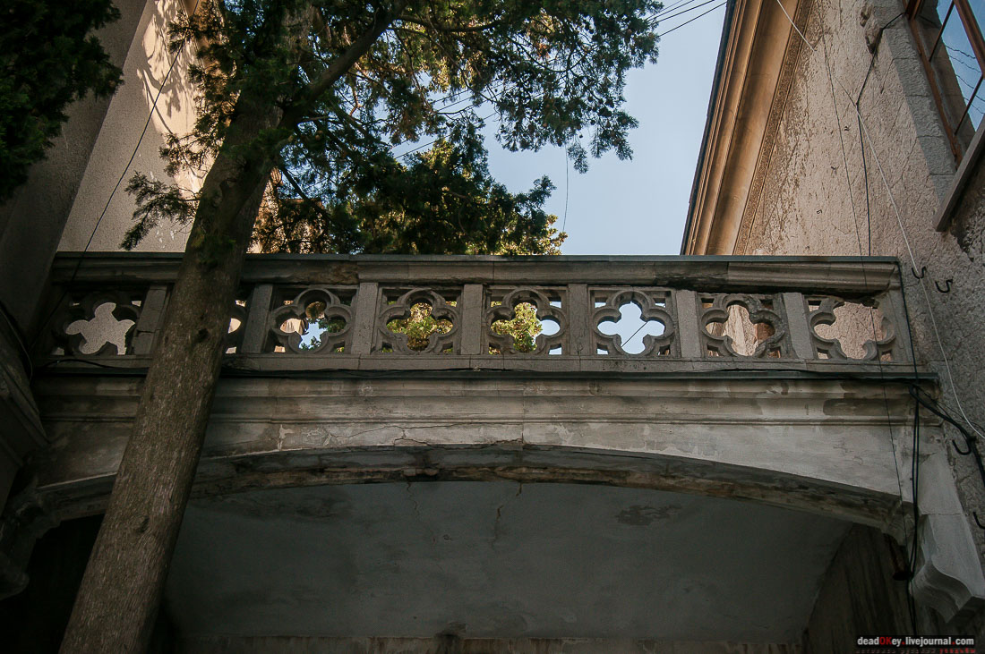 усадьба Романтическая Александрия (Ясная Поляна, Гаспринский дворец в Крыму)