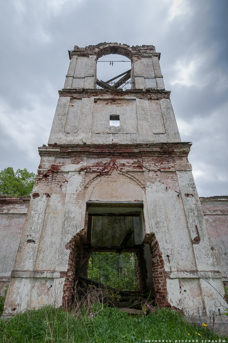 церковь Петра и Павла в Переслегино