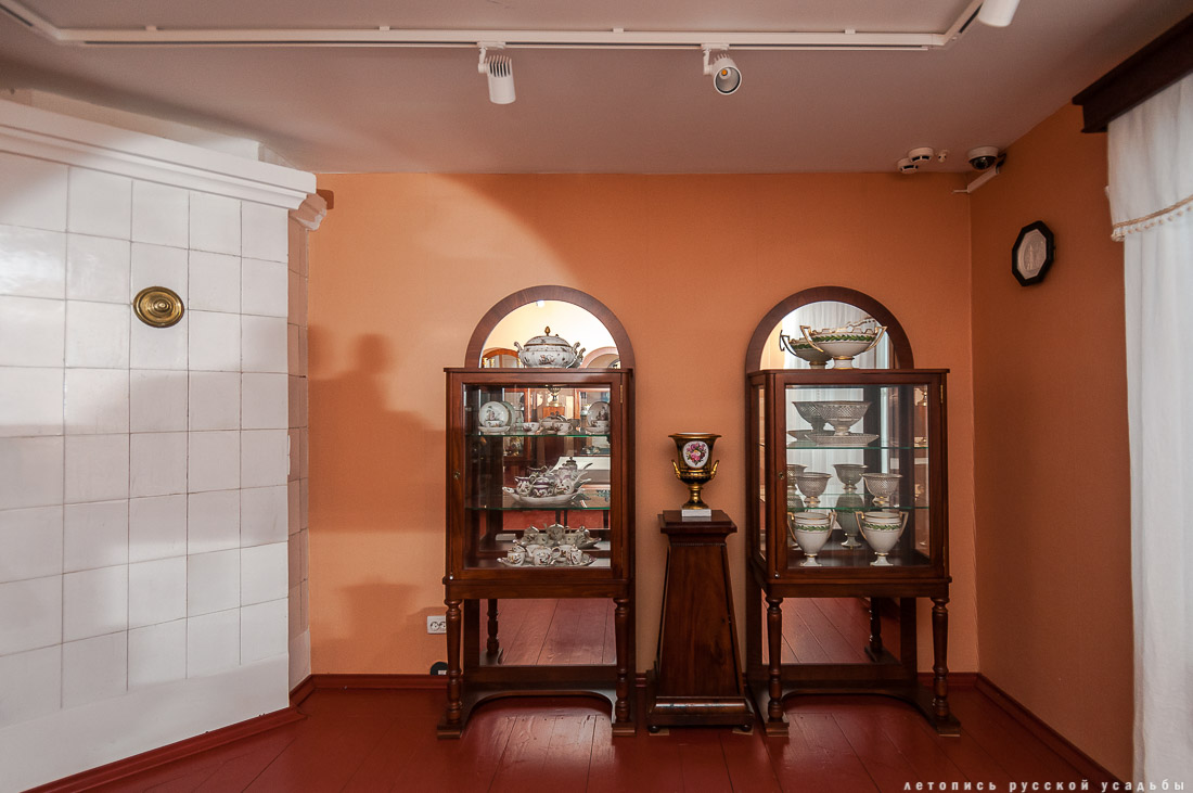 усадьба Мураново, выставка Король и красавицы