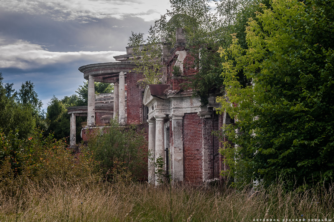 усадьба Отрада-Семеновское