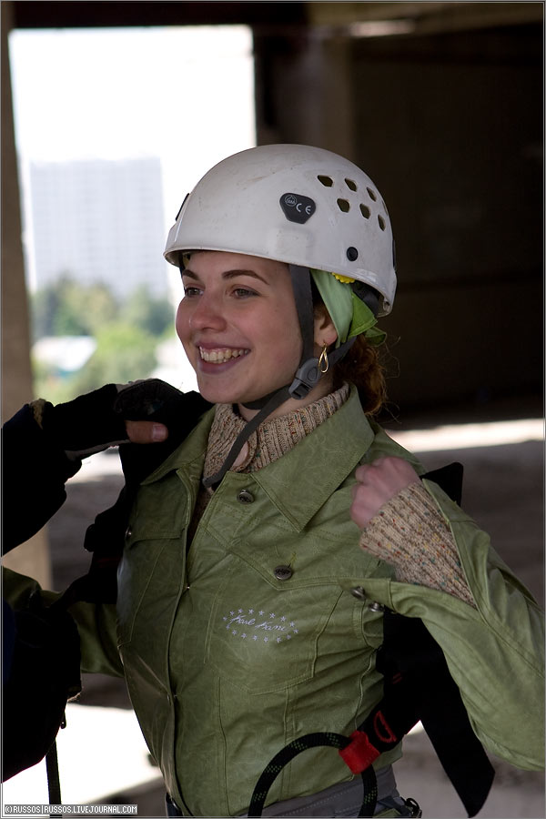 (c) Russos, 2008