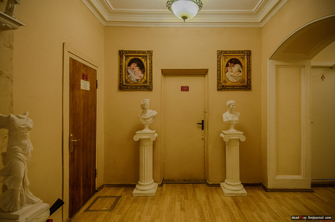 усадьба Толстого-Борисовских, ул. Земляной вал д.27 стр.3